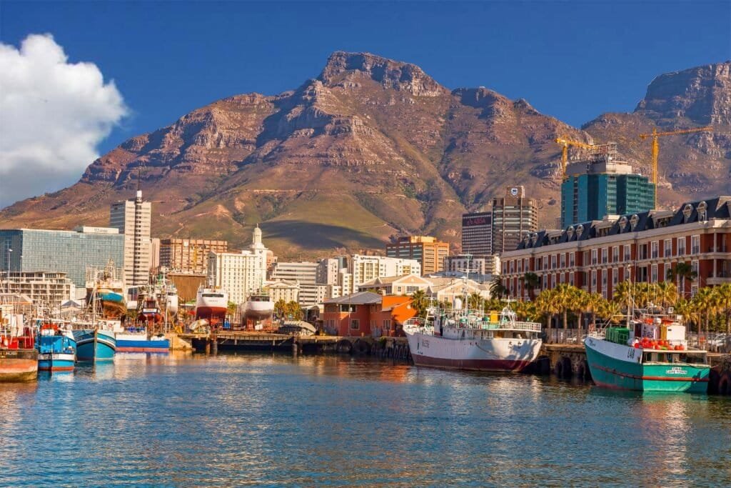 view-over-the-harbour-of-cape-town